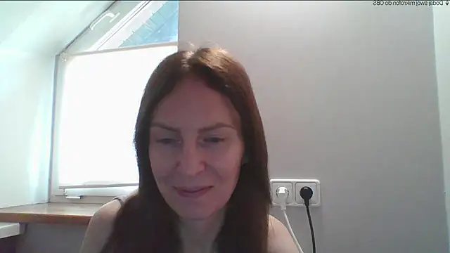 Snapshot of AnnaTight chatting on May 7, 2026, 9:14 am AnnaTight online show from May 7, 2026, 9:14 am