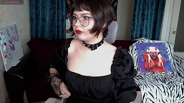 BattyGothic online show from June 5, 2026, 2:23 pm