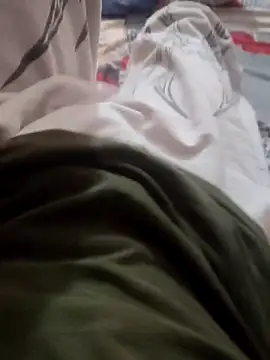 Snapshot of wtfyashu98 chatting on March 16, 2026, 8:29 am wtfyashu98 online show from March 16, 2026, 8:29 am