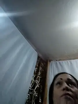 Snapshot of maroita chatting on May 13, 2026, 1:08 pm maroita online show from May 13, 2026, 1:08 pm