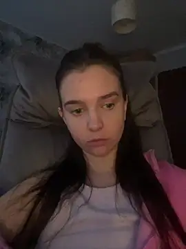 Emilianew online show from March 7, 2026, 12:02 pm