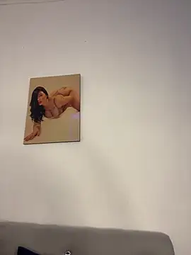 AnthonellaSweet  online show from March 10, 2026, 4:23 pm