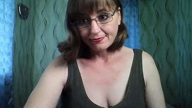Snapshot of Alisaprice077 chatting on June 19, 2026, 9:24 am Alisaprice077 online show from June 19, 2026, 9:24 am