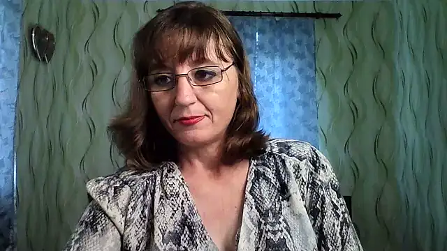 Snapshot of Alisaprice077 chatting on July 5, 2026, 10:11 am Alisaprice077 online show from July 5, 2026, 10:11 am
