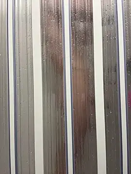 lion-rouge online show from March 17, 2026, 8:34 pm