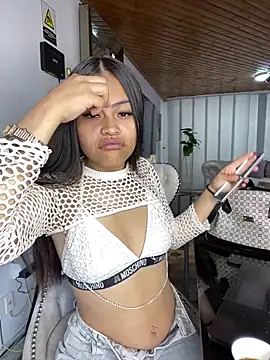 Cloe pink1 online show from March 30, 2026, 2:18 pm