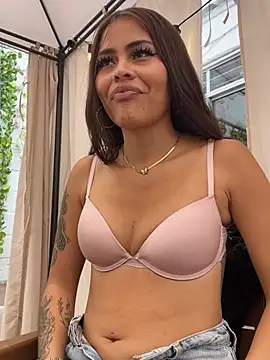 Cloe pink1 online show from June 3, 2026, 6:46 pm