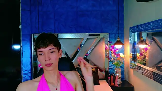 Stefany PiInk online show from May 26, 2026, 12:45 pm