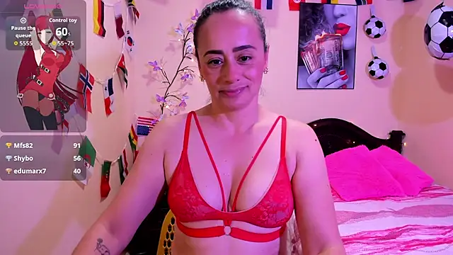 Snapshot of sara_florez12 chatting on June 30, 2026, 11:00 am sara florez12 online show from June 30, 2026, 11:00 am