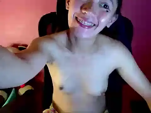 mia slut0810 online show from March 16, 2026, 6:17 am