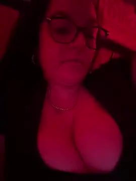 naturalboobsF online show from March 29, 2026, 4:23 am