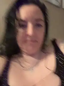 naturalboobsF online show from April 8, 2026, 11:37 pm