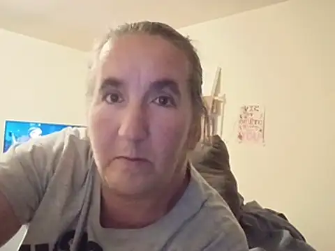 Bigmammahere online show from July 8, 2026, 1:21 am