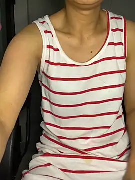 -Lilyn- online show from March 31, 2026, 6:19 pm