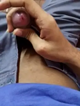 nilakshiperera0 online show from April 22, 2026, 4:41 pm