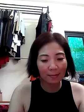 Snapshot of Miinn99 chatting on July 18, 2026, 10:08 am Miinn99 online show from July 18, 2026, 10:08 am