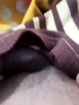 Snapshot of peaky999 chatting on March 8, 2026, 5:50 pm peaky999 online show from March 8, 2026, 5:50 pm