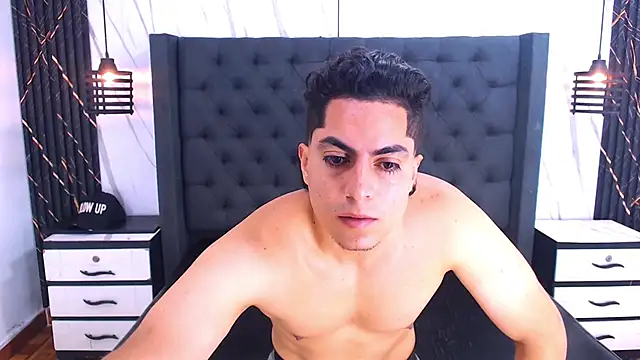 Alex Wolft online show from March 11, 2026, 11:27 am