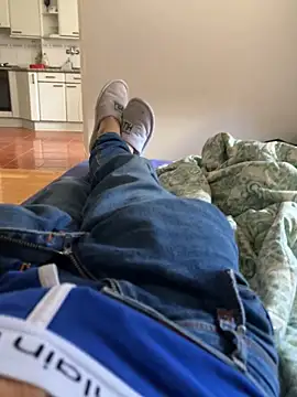 Snapshot of angeldeseo chatting on March 15, 2026, 12:22 pm angeldeseo online show from March 15, 2026, 12:22 pm