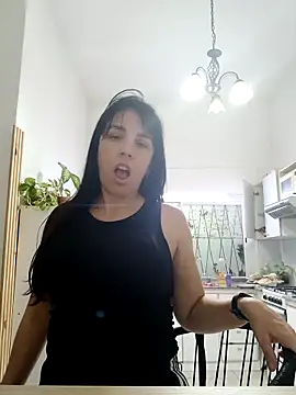 mel stron online show from May 2, 2026, 3:44 am