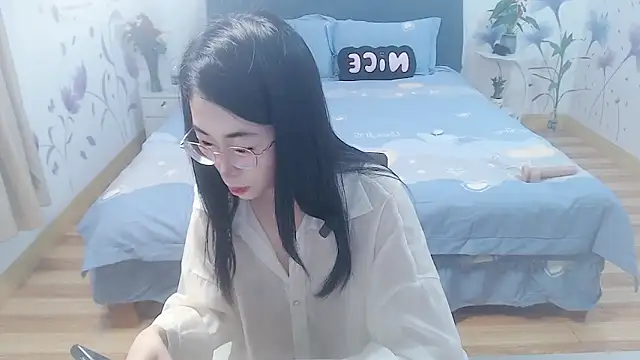 mila-baby-99 online show from April 6, 2026, 12:41 am