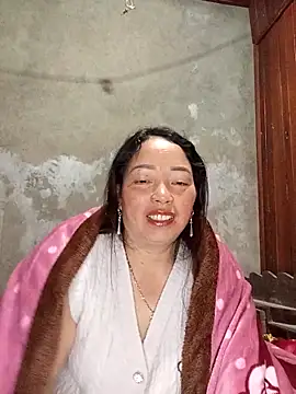 Snapshot of Yellow-pink chatting on March 9, 2026, 2:48 am Yellow-pink online show from March 9, 2026, 2:48 am