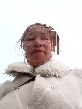 Yellow-pink online show from March 31, 2026, 2:13 am