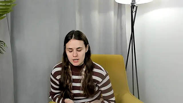 ZulmaPinley online show from March 9, 2026, 7:01 am