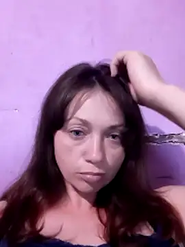 TorinaKiss077 online show from June 13, 2026, 5:33 pm