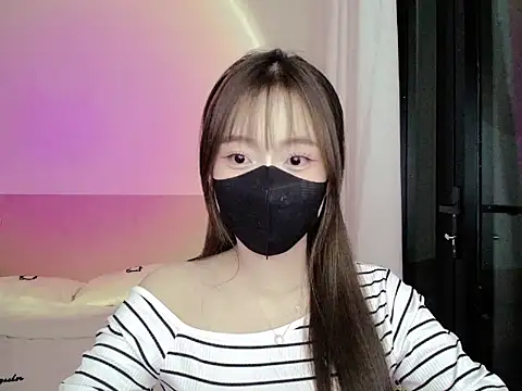 HeooPeppa online show from April 7, 2026, 3:45 pm