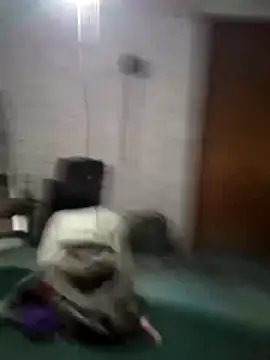 robert234789 online show from April 23, 2026, 11:31 am