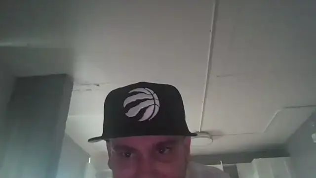 occasionalride1 online show from April 11, 2026, 1:54 am