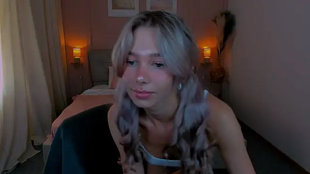 Snapshot of LuluAlis chatting on July 9, 2026, 3:16 pm LuluAlis online show from July 9, 2026, 3:16 pm