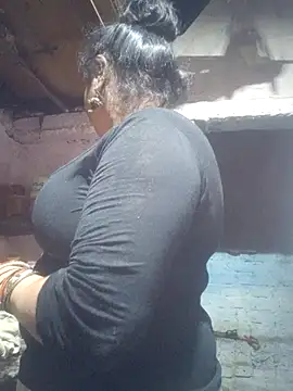 Snapshot of Delhi_Patola chatting on July 13, 2026, 6:55 pm Delhi Patola online show from July 13, 2026, 6:55 pm