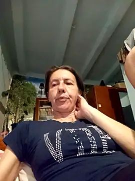 Snapshot of Tania9876 chatting on May 10, 2026, 8:36 pm Tania9876 online show from May 10, 2026, 8:36 pm