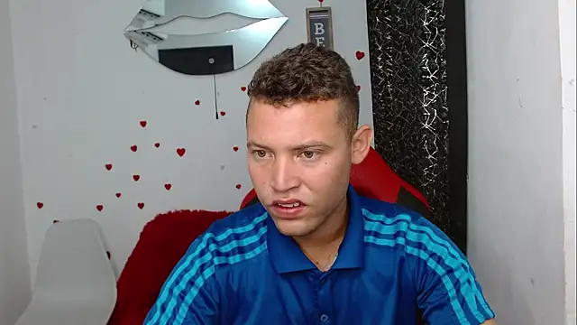 sven fox723 online show from April 19, 2026, 12:15 pm