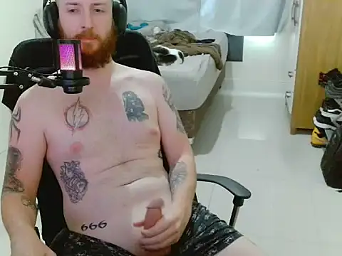 Snapshot of Eddie_31 chatting on March 9, 2026, 6:56 pm Eddie 31 online show from March 9, 2026, 6:56 pm