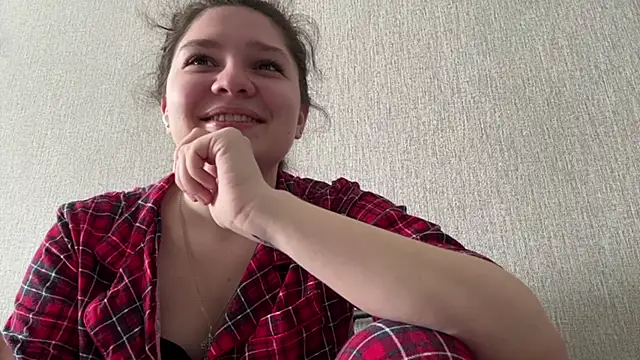 Emmiebutwihu online show from May 4, 2026, 12:28 am