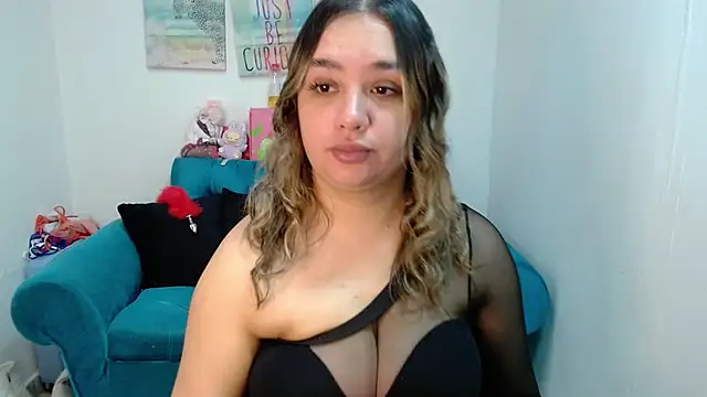 Snapshot of veronicaparkersex chatting on June 30, 2026, 12:28 pm veronicaparkersex online show from June 30, 2026, 12:28 pm
