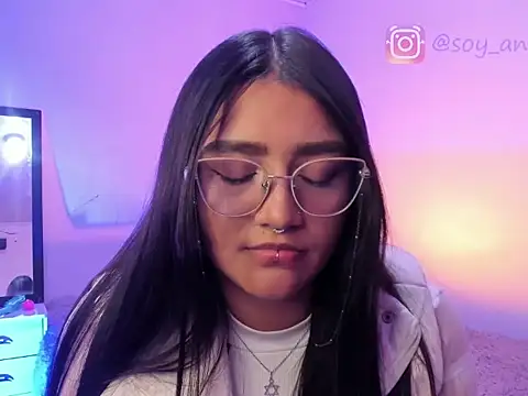 soyanny-777 online show from March 14, 2026, 4:07 am