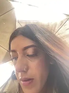 Electra Pinkk online show from April 10, 2026, 2:00 pm