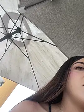 Snapshot of Electra_Pinkk chatting on May 8, 2026, 1:49 pm Electra Pinkk online show from May 8, 2026, 1:49 pm