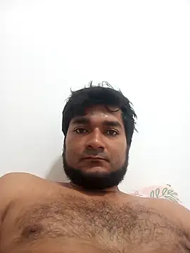 NuttyOverlord online show from March 17, 2026, 4:32 pm