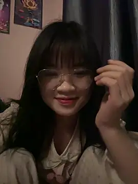 Snapshot of Cum-withyou chatting on May 17, 2026, 8:05 pm Cum-withyou online show from May 17, 2026, 8:05 pm