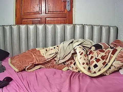 JoycyQueen online show from March 16, 2026, 7:29 pm