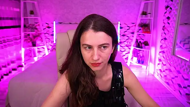 Snapshot of LittleJulii chatting on June 10, 2026, 7:35 pm LittleJulii online show from June 10, 2026, 7:35 pm