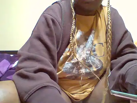 melaninebony2 online show from April 26, 2026, 5:21 pm