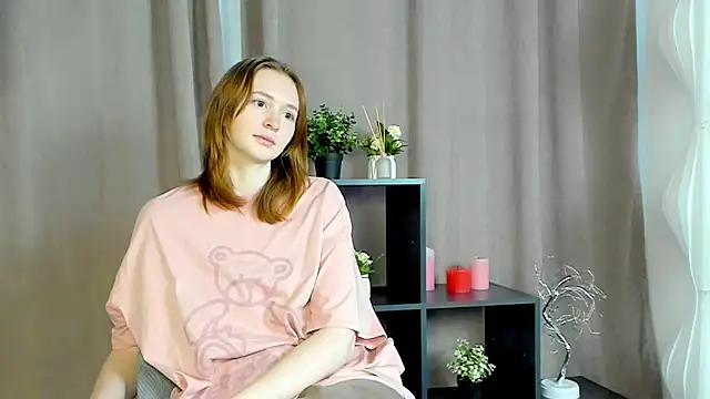 SalinaBellido online show from March 11, 2026, 8:09 am