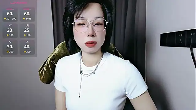 lin lin 520 520 online show from April 27, 2026, 7:50 am