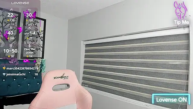 Coralineegp online show from March 11, 2026, 8:59 pm